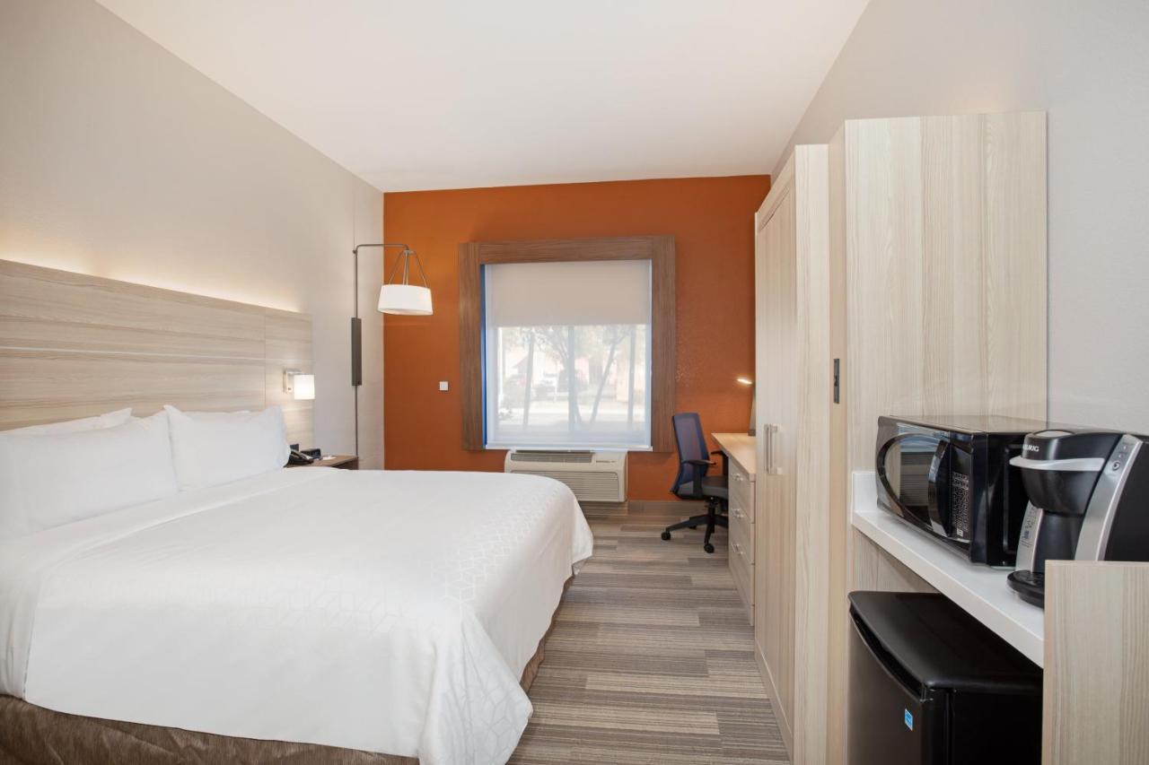 Holiday Inn Express & Suites Phoenix Glendale Dist By Ihg Εξωτερικό φωτογραφία