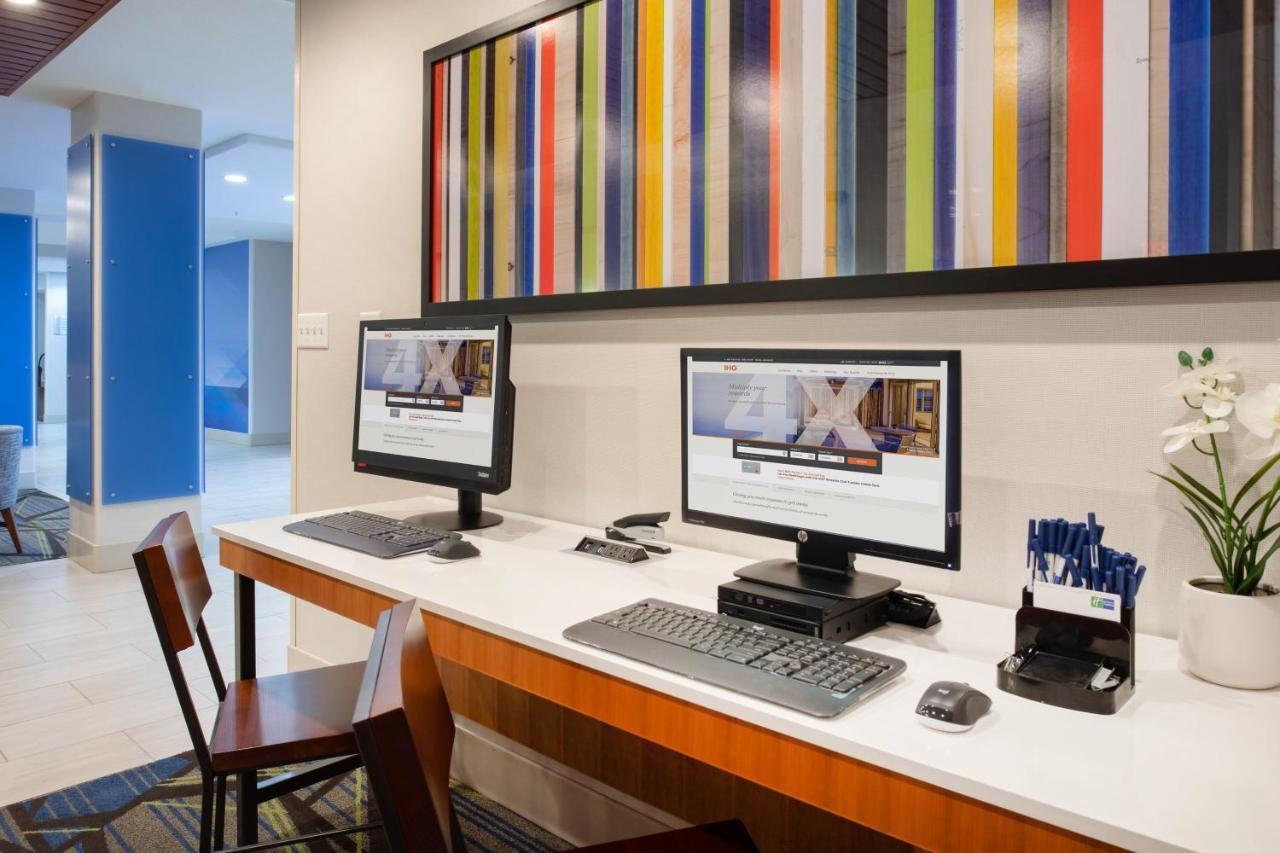 Holiday Inn Express & Suites Phoenix Glendale Dist By Ihg Εξωτερικό φωτογραφία
